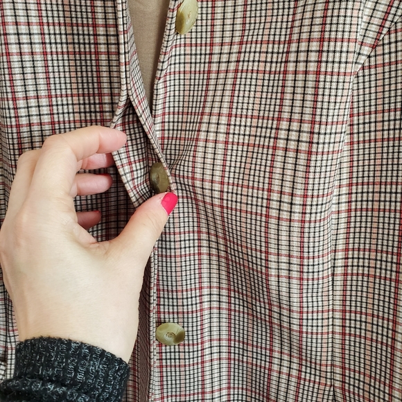 Jones Wear Plaid Trench - Picture 3 of 6
